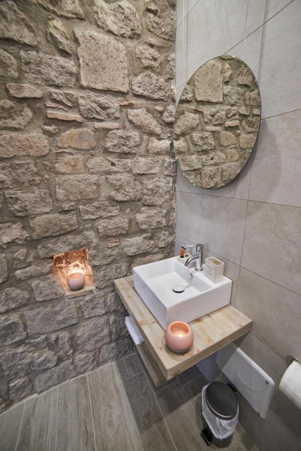 Al22 Di Piazza Del Gesu Hotel Viterbo Ngoại thất bức ảnh