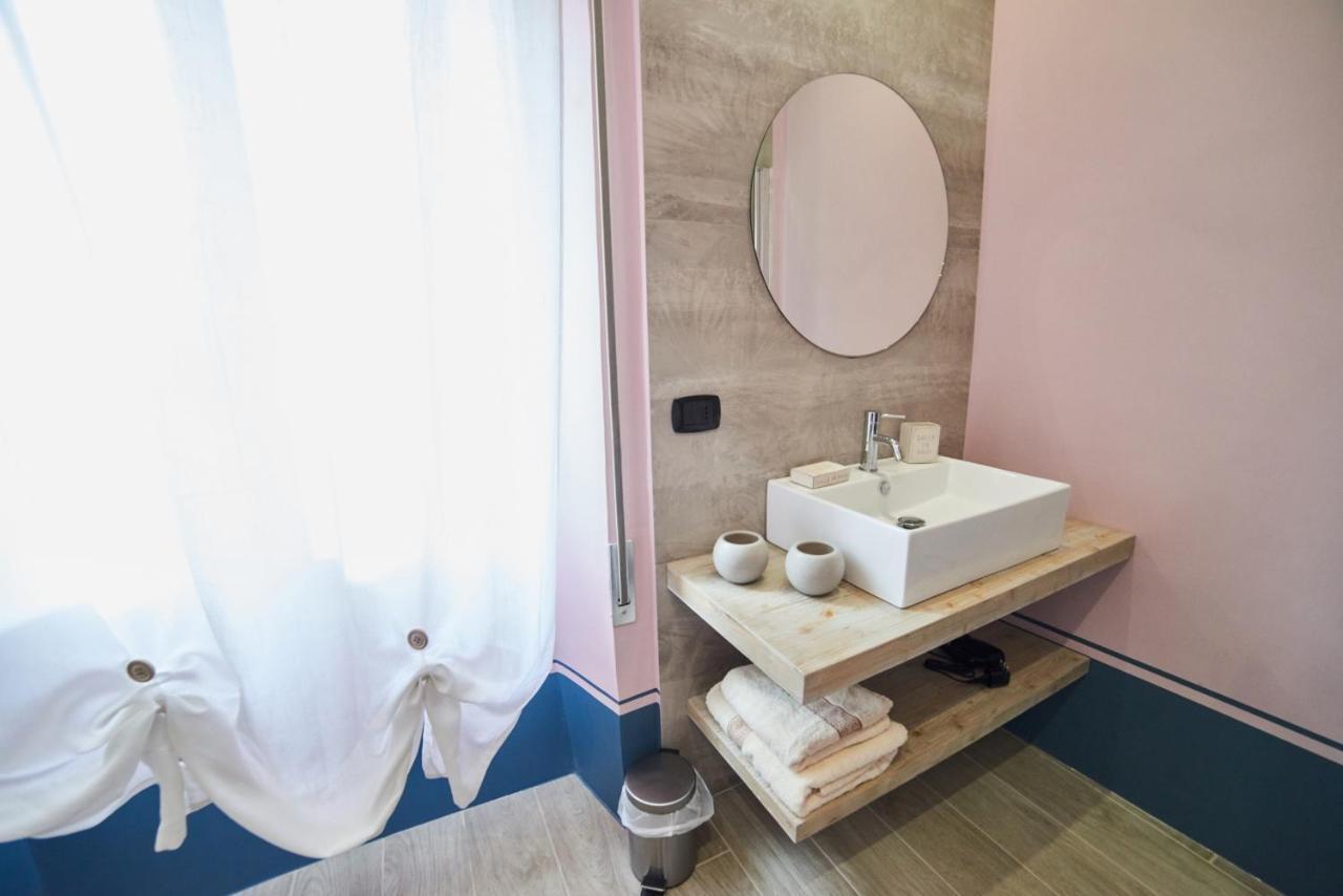 Al22 Di Piazza Del Gesu Hotel Viterbo Ngoại thất bức ảnh