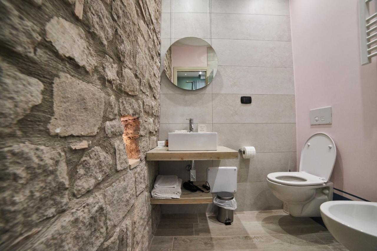 Al22 Di Piazza Del Gesu Hotel Viterbo Ngoại thất bức ảnh